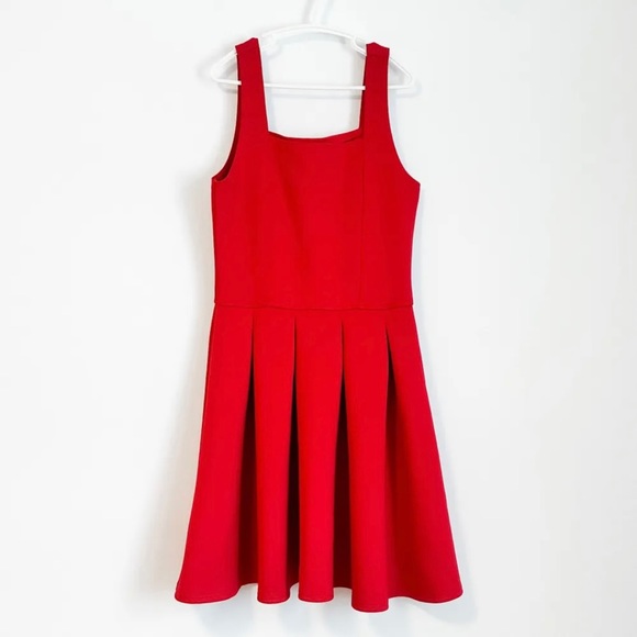 🧸 Abercrombie & Fitch red dress Sz. 13-14 but fits more like 9, 10 or 11 - Picture 1 of 5
